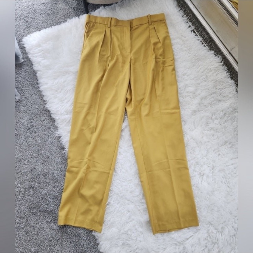 Dressing pants